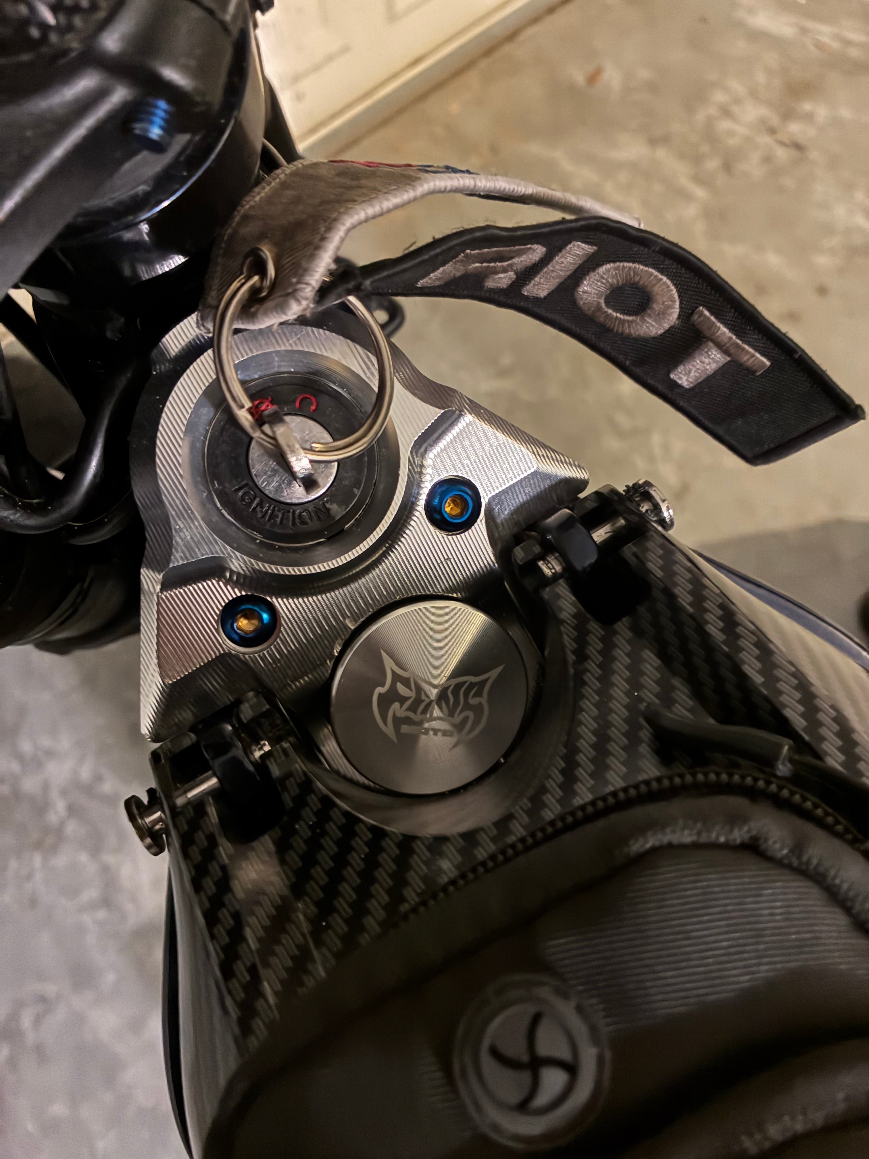 TITANIUM BOLT KIT FOR LBX