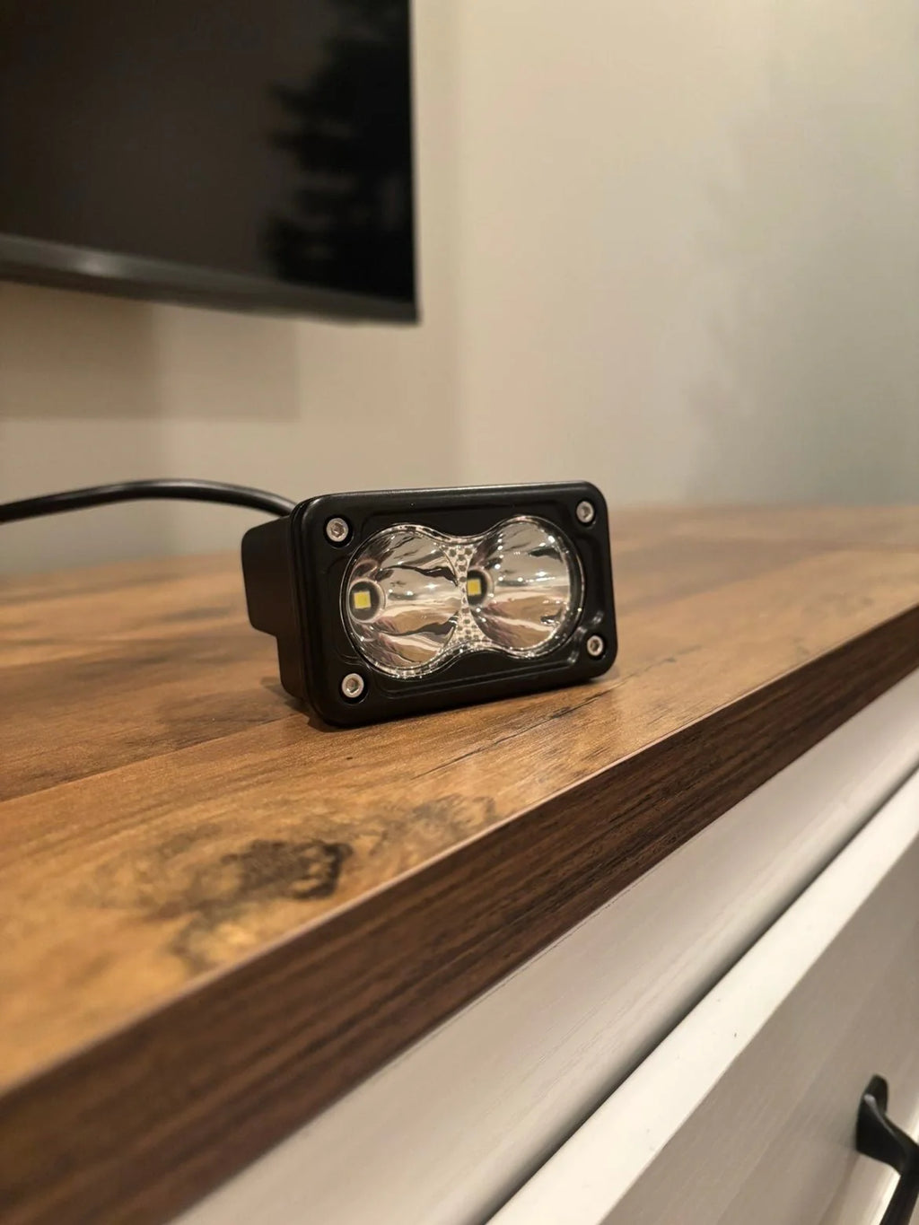 BATTERY POWERED BAJA STYLE LIGHT